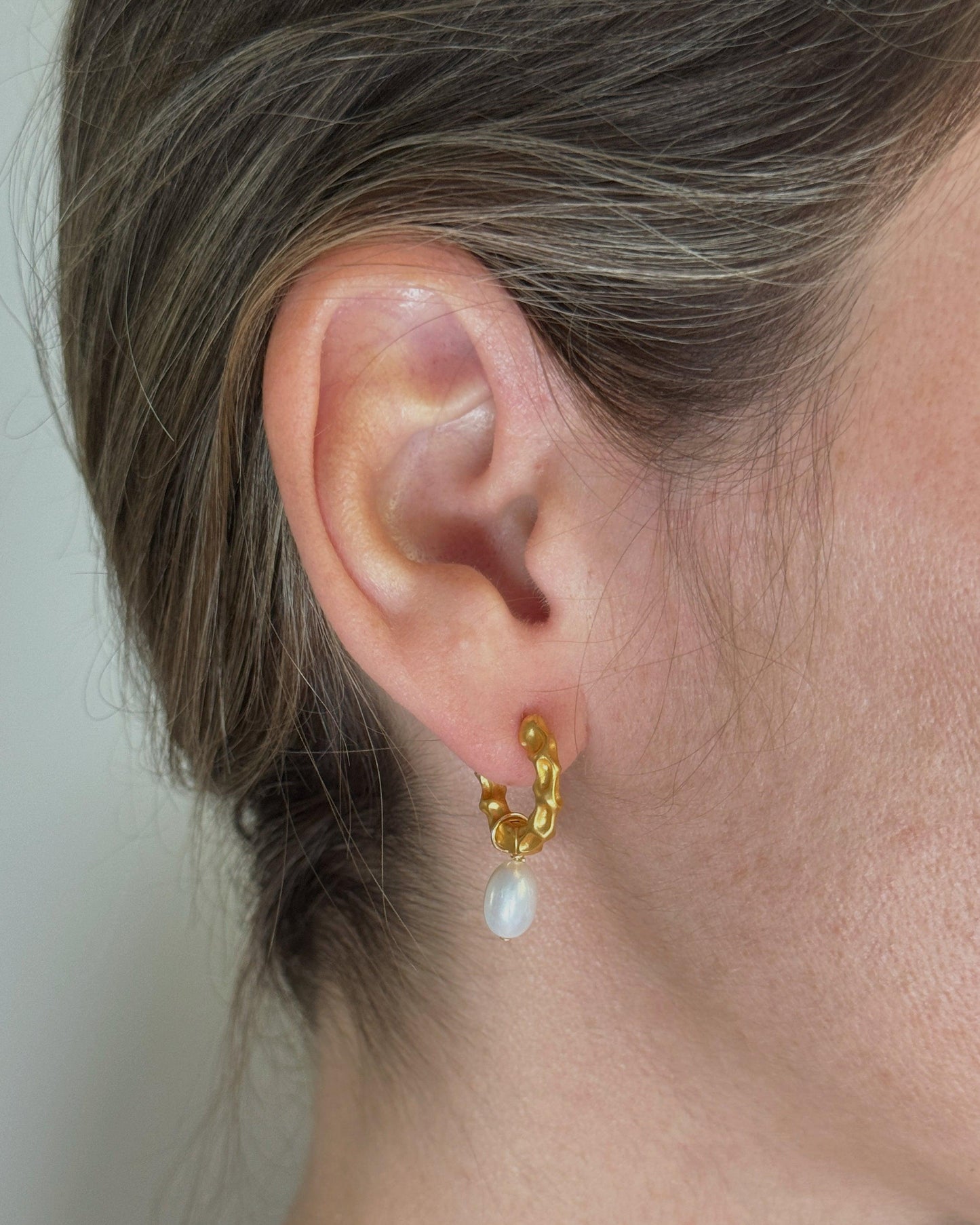 DROP PEARL EARRINGS