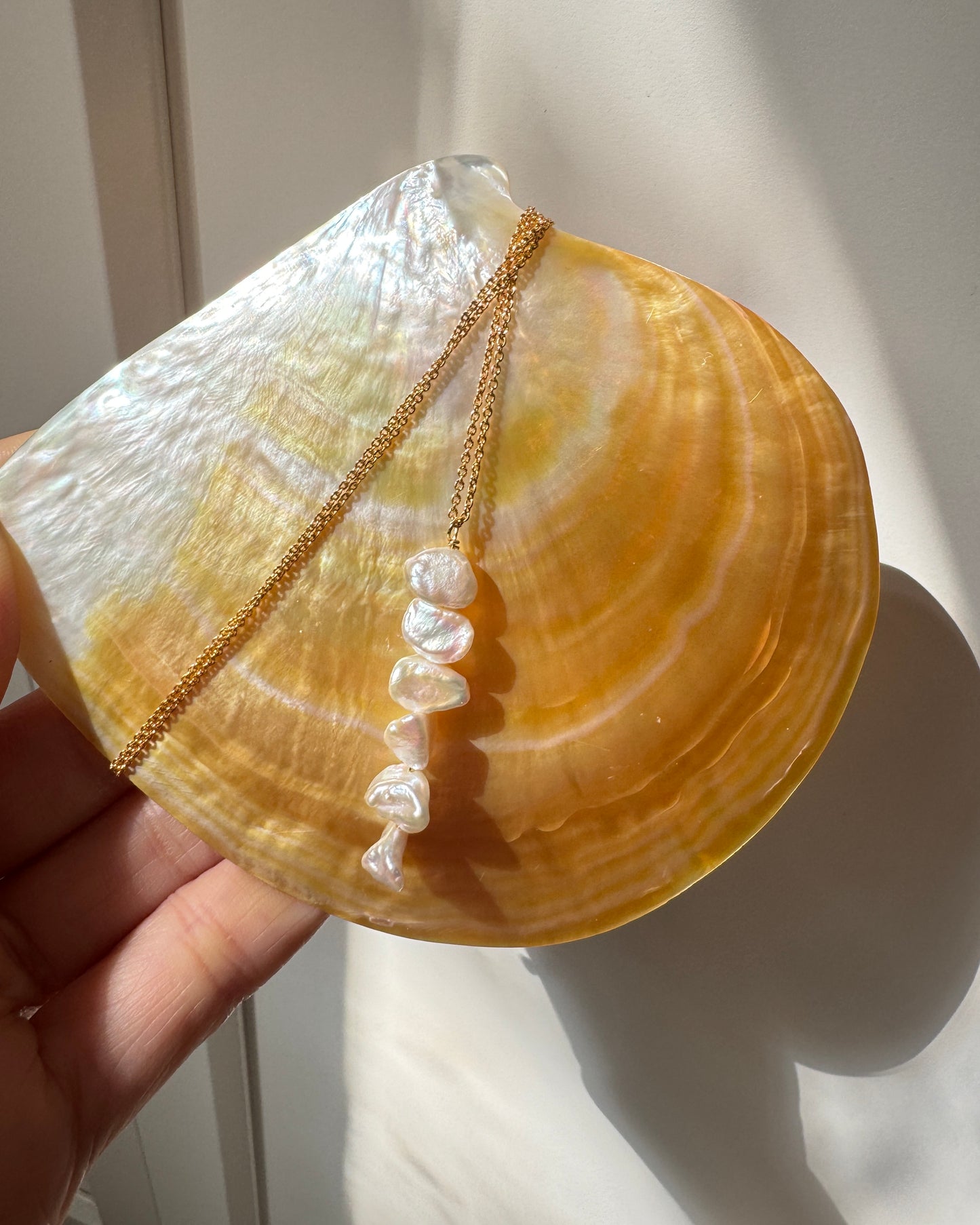 DROP PEARL NECKLACE